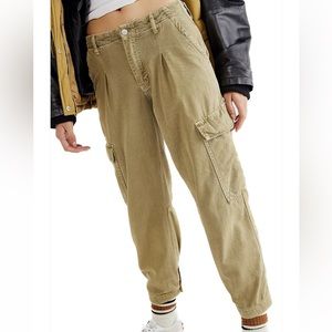 NWT Free People High Rise First Light 8 Boa Green Utility Pants